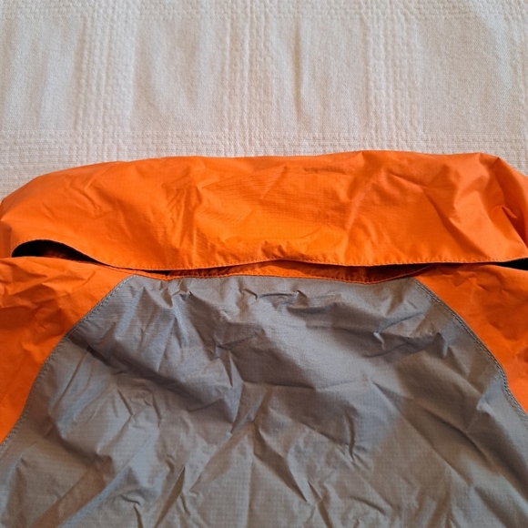 Marmot boys XS gray & orange water & wind resistant hooded jacket, Style H50900 - Picture 5 of 10